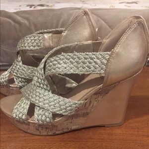 💞closet sale💞 Wedge Sandals
